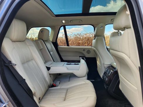 Used 2017 Land Rover Range Rover Supercharged image 10