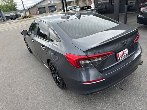 Used 2022 Honda Civic Sport image 7