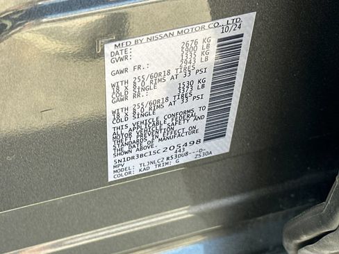 Used 2025 Nissan Pathfinder SV AWD/4WD image 34