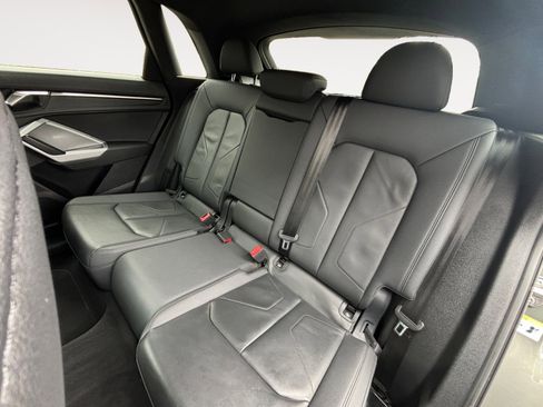 Used 2024 Audi Q3 2.0T Premium image 13