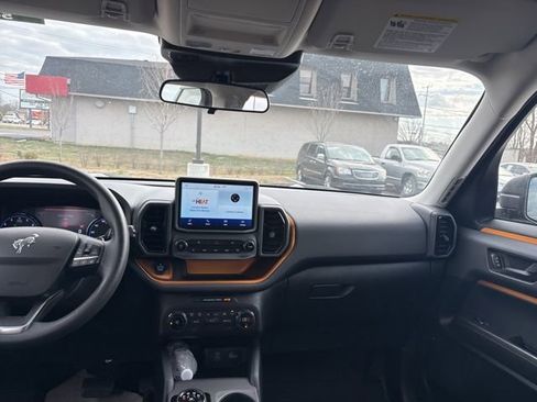 Used 2021 Ford Bronco Sport Badlands image 18