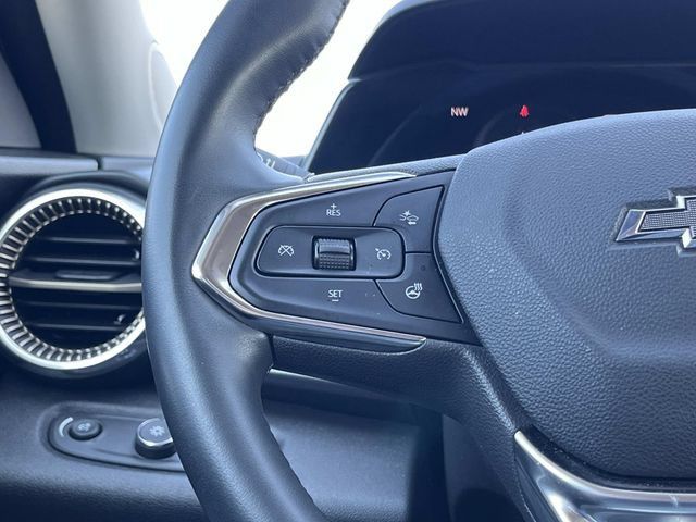 Certified 2024 Chevrolet Trax ACTIV w/ Sunroof Package FWD image 30