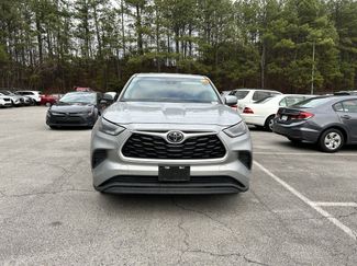 Used 2023 Toyota Highlander L video 2