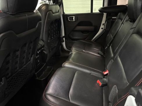 Used 2020 Jeep Wrangler Unlimited Rubicon AWD/4WD image 13