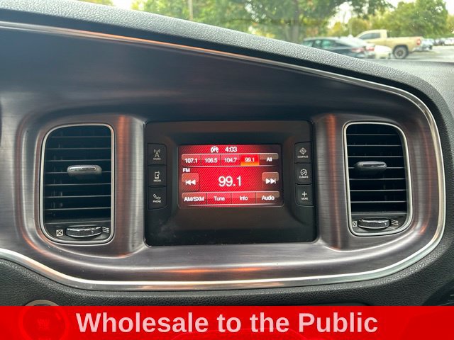 Used 2015 Dodge Charger SE w/ Power Sunroof Group AWD/4WD image 26