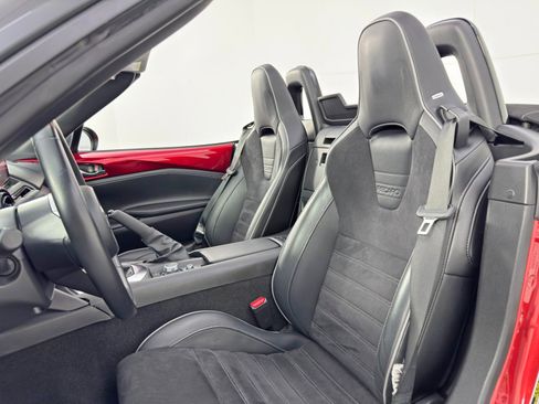 Used 2023 MAZDA MX-5 Miata Club w/ Brembo/BBS Recaro Package image 32
