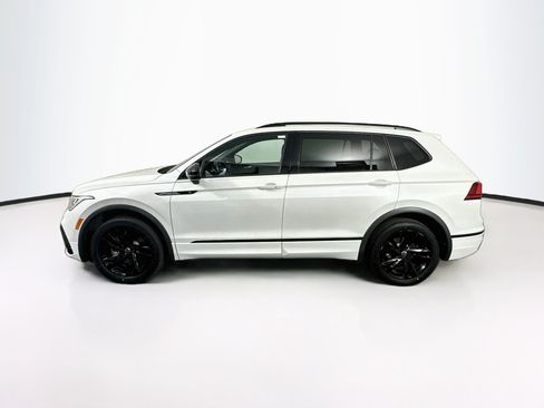 Used 2023 Volkswagen Tiguan SE R-Line FWD image 4