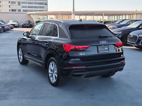 Certified 2025 Audi Q3 2.0T Premium w/ Convenience Package image 4