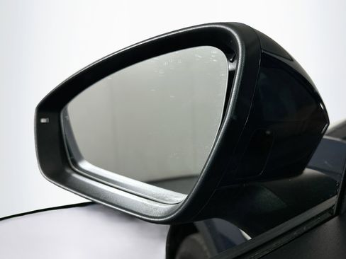 Used 2023 Volkswagen ID.4 Pro RWD image 16