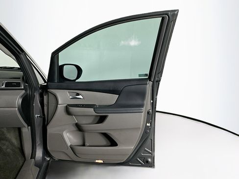 Used 2014 Honda Odyssey Touring image 34