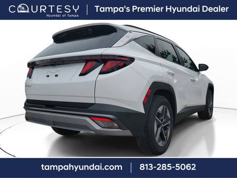 New 2026 Hyundai Tucson SEL image 3