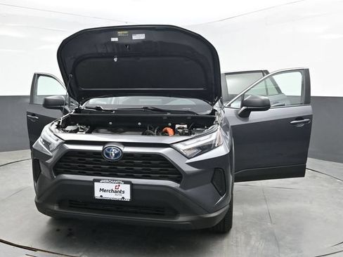Used 2023 Toyota RAV4 LE AWD/4WD image 43