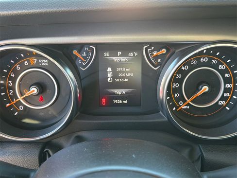 Used 2023 Jeep Gladiator Sport image 26