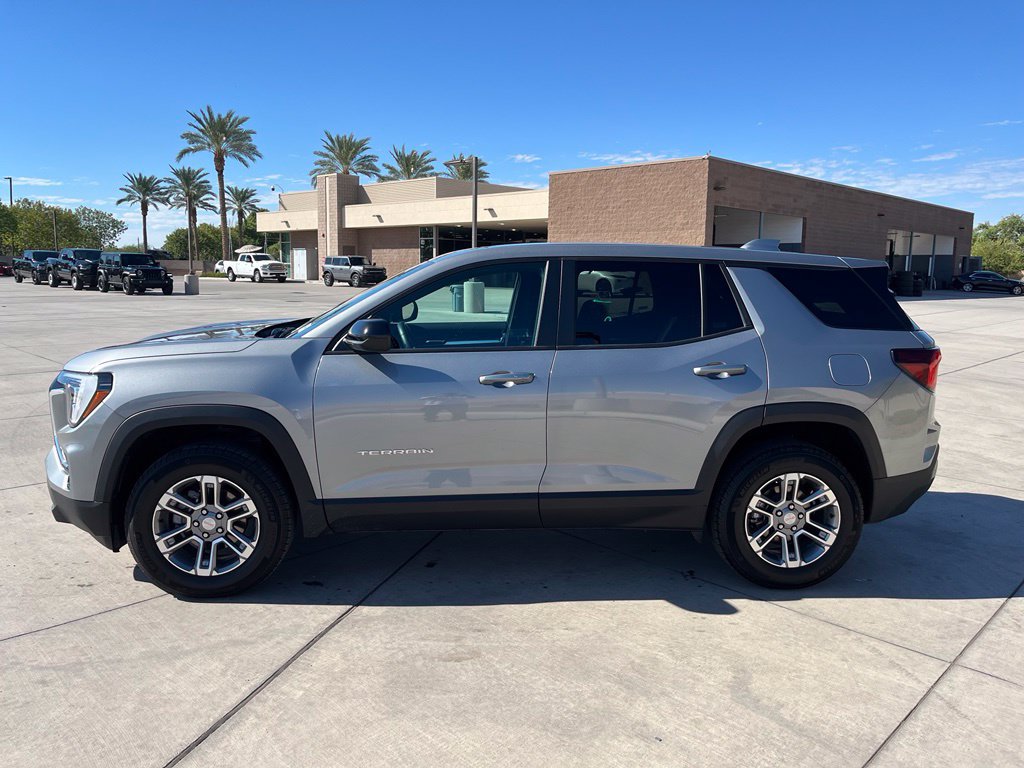 Used 2026 GMC Terrain Elevation AWD/4WD image 5