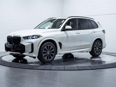 New 2026 BMW X5 xDrive40i w/ M Sport Package image 8