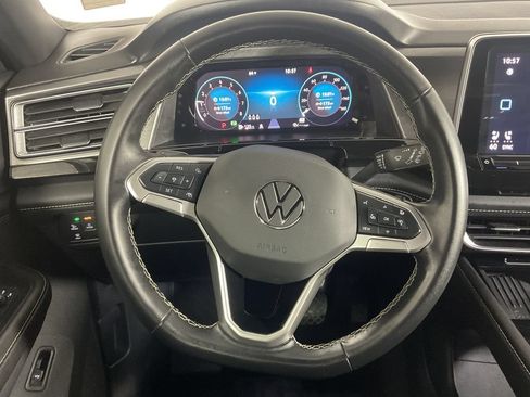 Used 2025 Volkswagen Atlas Cross Sport SE AWD/4WD image 12
