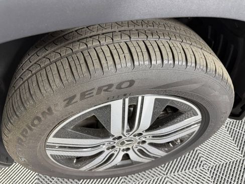 Used 2023 Mercedes-Benz EQB 300 4MATIC image 13