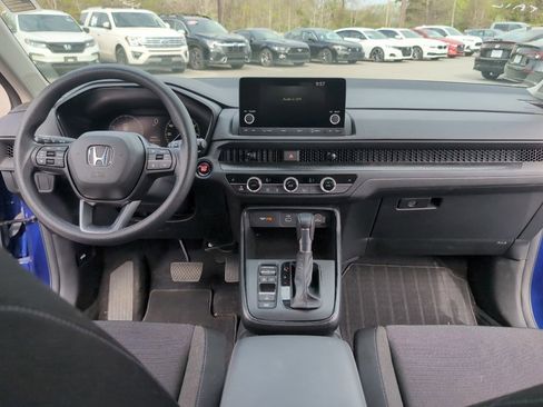 Used 2025 Honda CR-V EX image 15