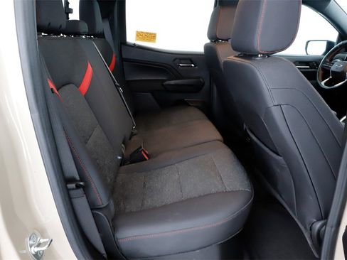 Used 2024 Chevrolet Colorado Z71 w/ Z71 Convenience Package 2 image 25