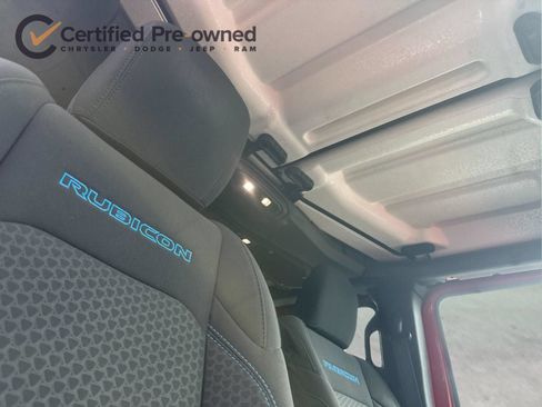 Certified 2025 Jeep Wrangler Unlimited Rubicon 4xe w/ Convenience Group AWD/4WD image 18