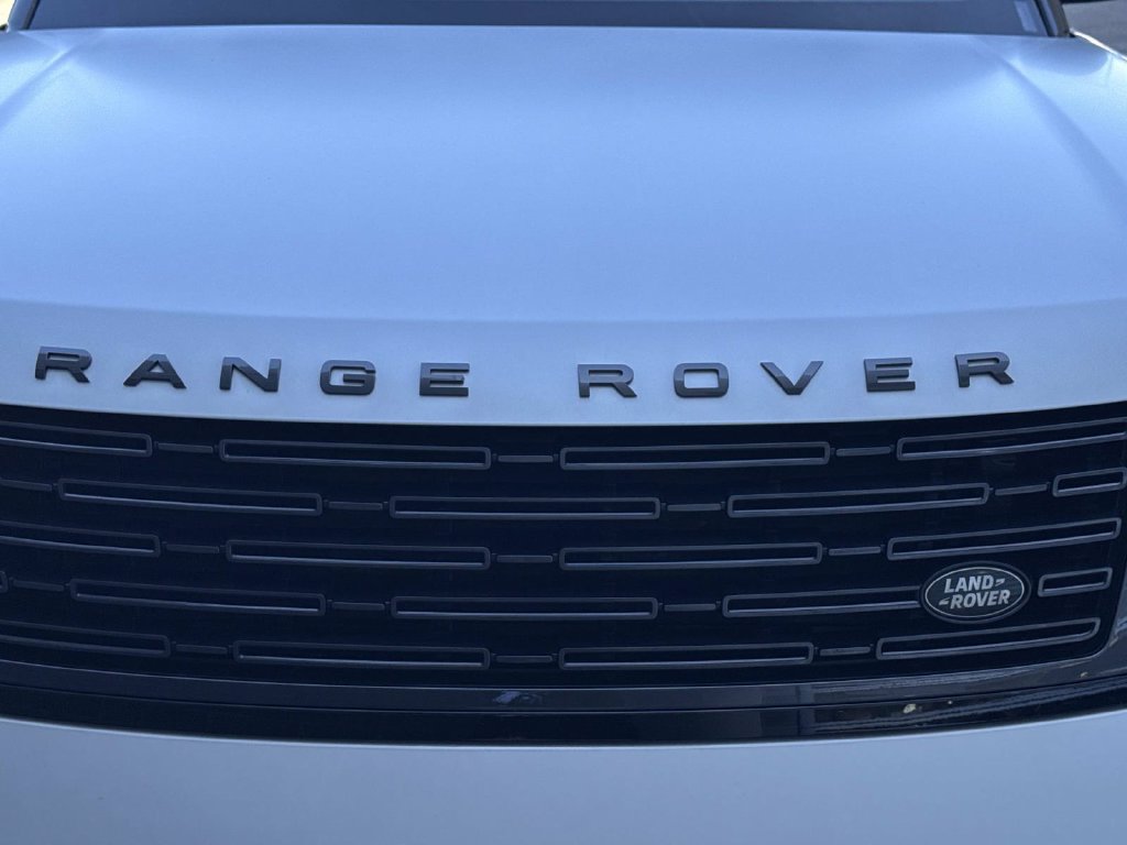 Certified 2023 Land Rover Range Rover SE AWD/4WD image 11