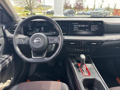 Used 2025 Nissan Kicks SR FWD image 20