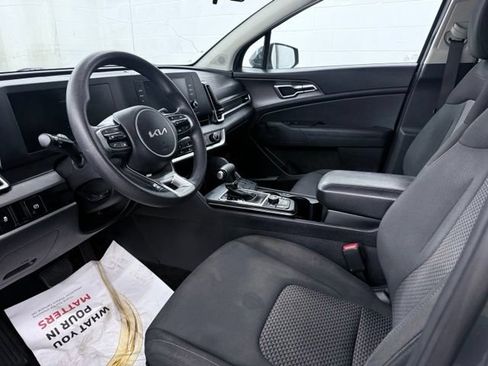 Used 2023 Kia Sportage LX FWD image 15