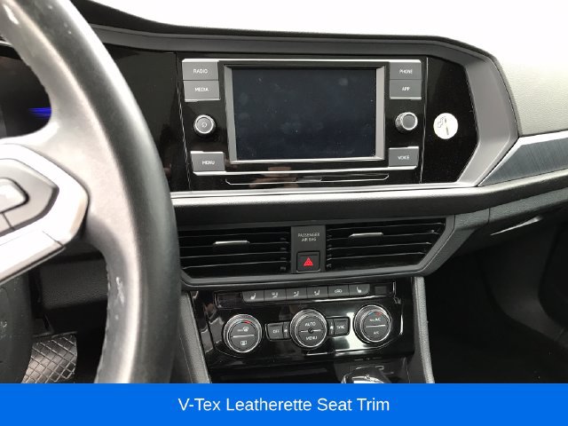 Used 2024 Volkswagen Jetta SE FWD image 5