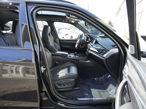 Used 2016 BMW X5 M image 48