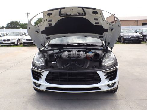Used 2017 Porsche Macan S AWD/4WD image 43