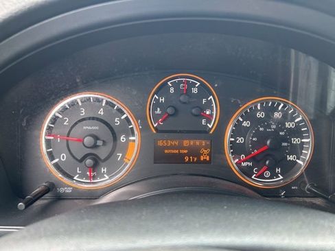 Used 2015 Nissan Armada Platinum w/ 2nd Row Captain Seat Package image 15