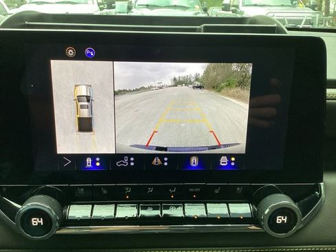 Used 2024 Chevrolet Colorado ZR2 w/ ZR2 Convenience Package III image 49