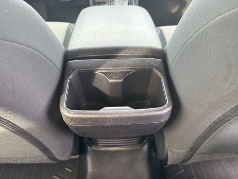 Used 2022 Toyota Tacoma TRD Sport image 28