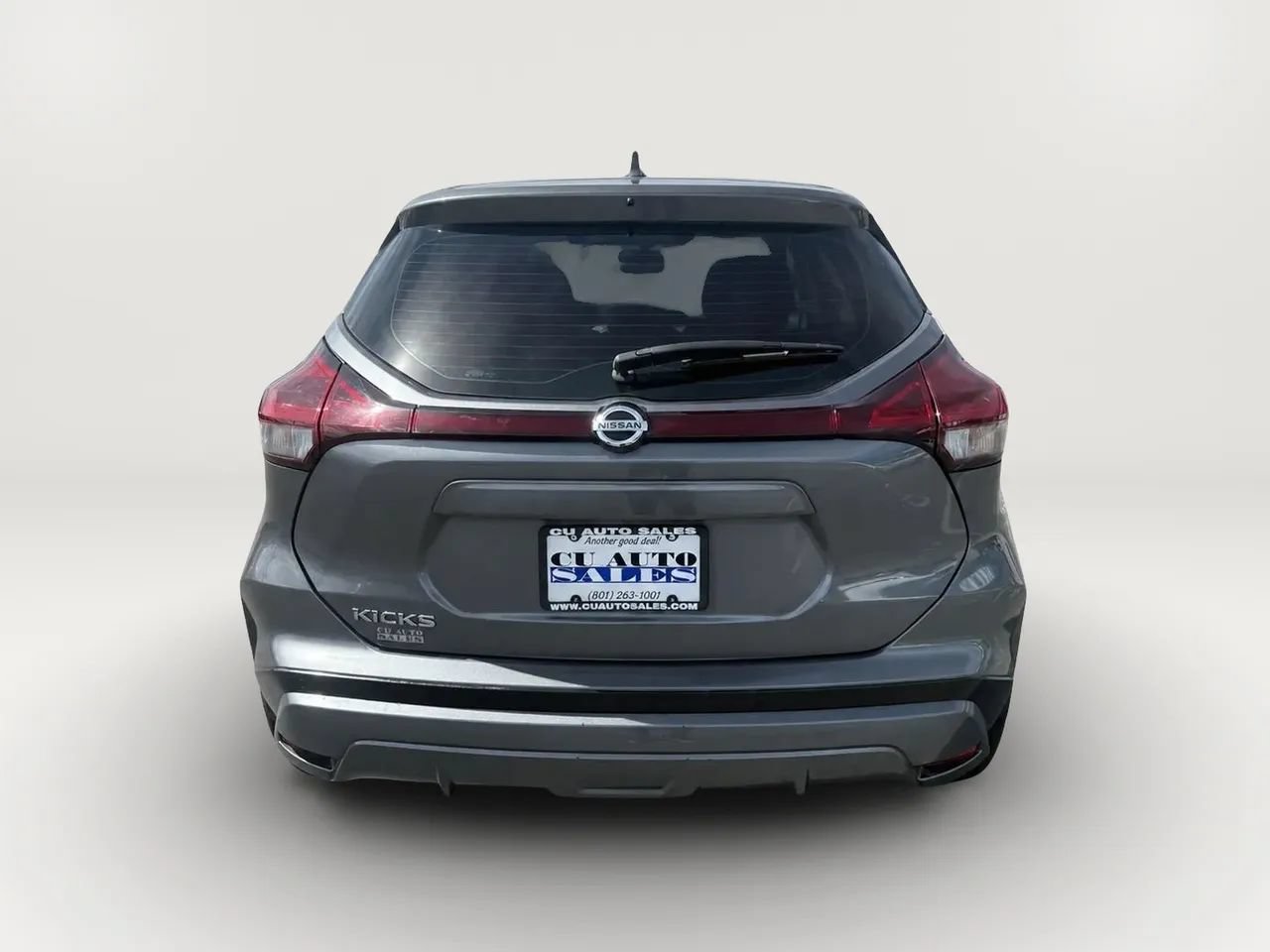 Used 2021 Nissan Kicks S FWD image 6