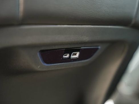 New 2026 Chrysler Pacifica Select FWD image 39