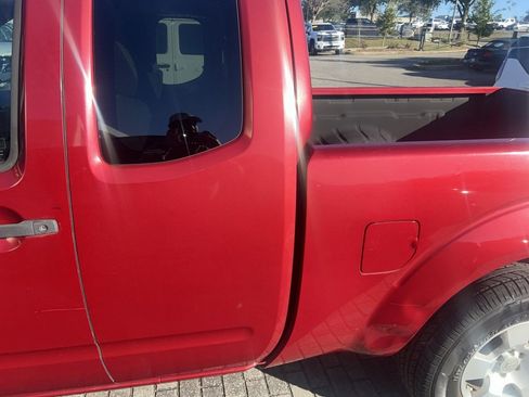 Used 2012 Suzuki Equator 2WD Extended Cab image 13