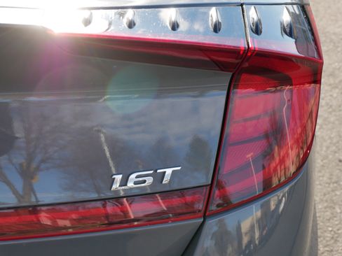 Used 2021 Hyundai Sonata SEL Plus w/ Tech Package image 17