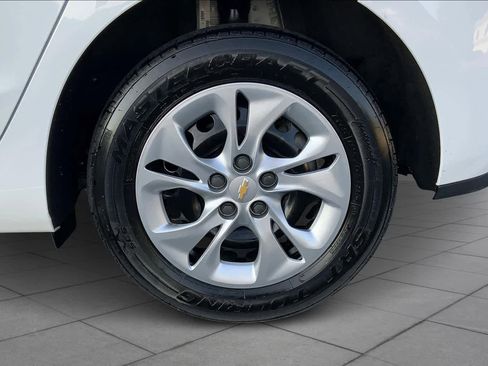 Used 2019 Chevrolet Cruze LS w/ LS Fleet Convenience Package image 10