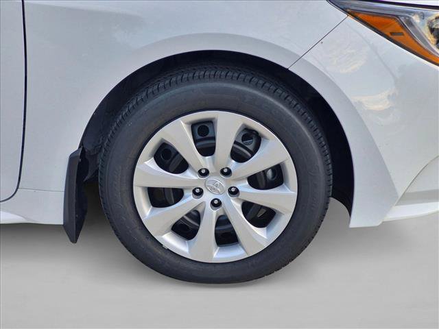 New 2026 Toyota Corolla LE FWD image 9