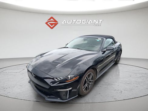 Used 2022 Ford Mustang Premium RWD image 1