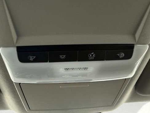 Used 2024 Nissan Sentra SV FWD image 22