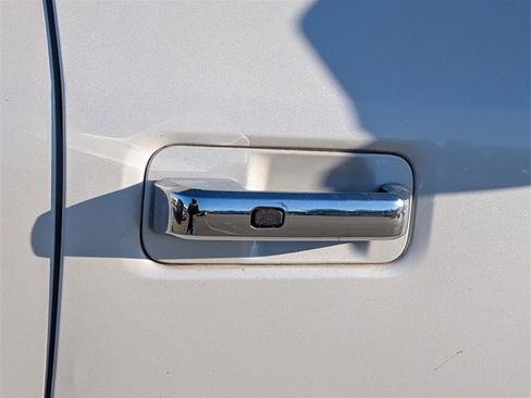 Used 2017 Ford F150 Lariat image 4