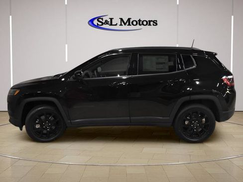 New 2026 Jeep Compass Latitude AWD/4WD image 2