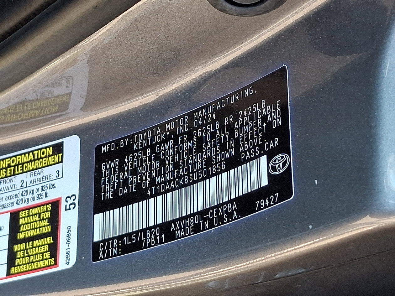 Used 2025 Toyota Camry XSE FWD image 28