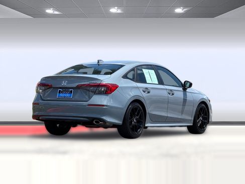 Used 2024 Honda Civic Sport image 8
