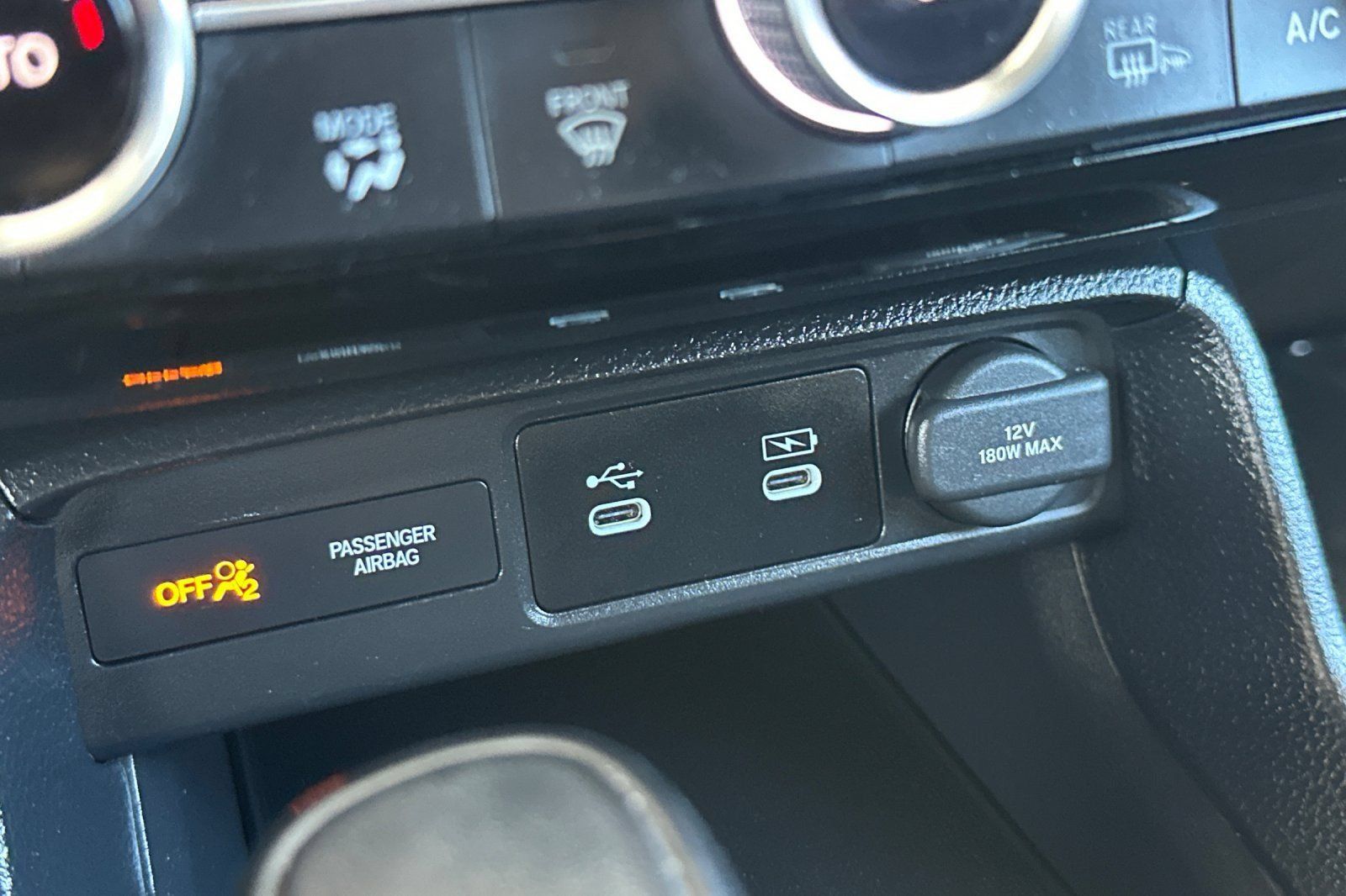 Used 2025 Honda Civic Sport image 30