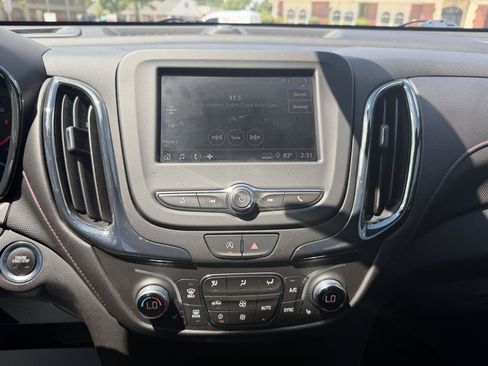 Used 2024 Chevrolet Equinox RS FWD image 23