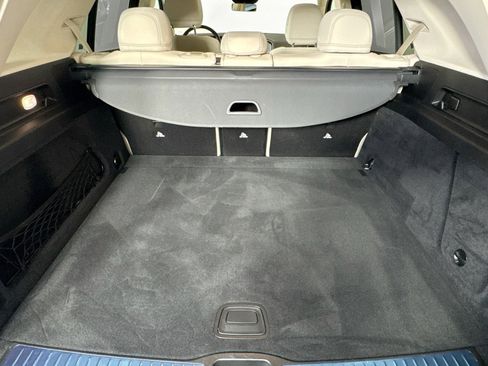 Used 2025 Mercedes-Benz GLE 350 4MATIC image 25