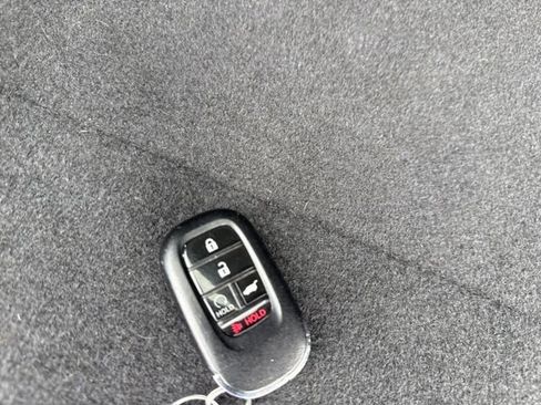 Used 2023 Honda HR-V Sport image 41