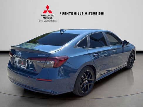 Used 2025 Honda Civic Sport image 5